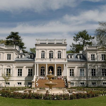 Palac Chojnata Wola Chojnata Extérieur photo