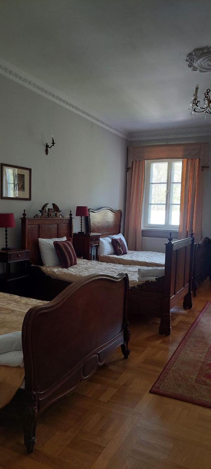Palac Chojnata Wola Chojnata Extérieur photo
