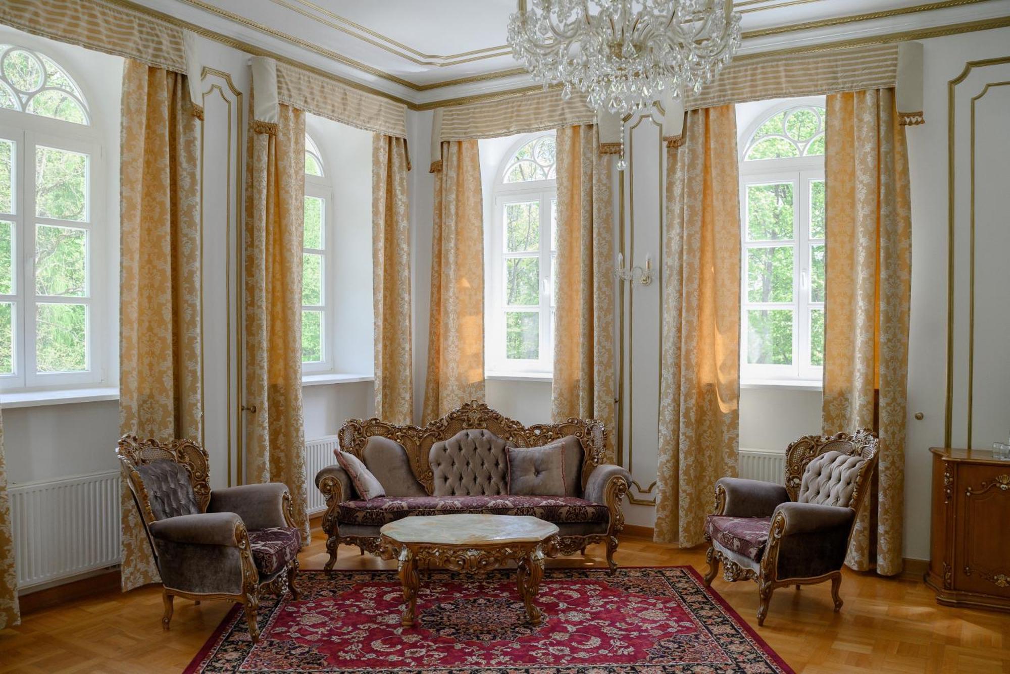 Palac Chojnata Wola Chojnata Extérieur photo