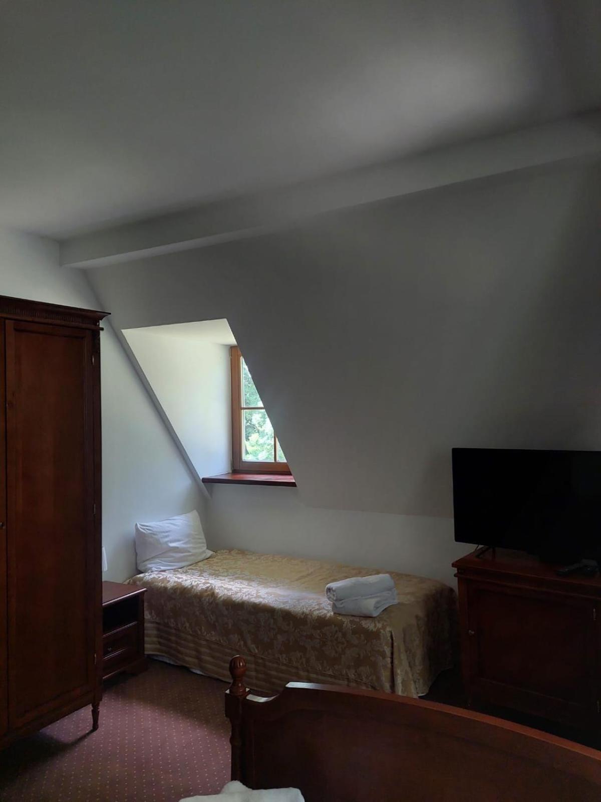 Palac Chojnata Wola Chojnata Extérieur photo