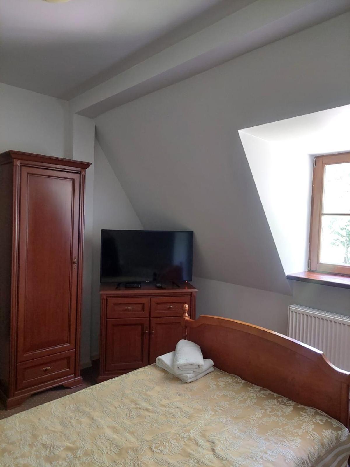Palac Chojnata Wola Chojnata Extérieur photo